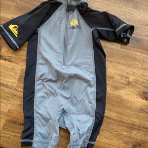2t quicksilver rash-guard romper